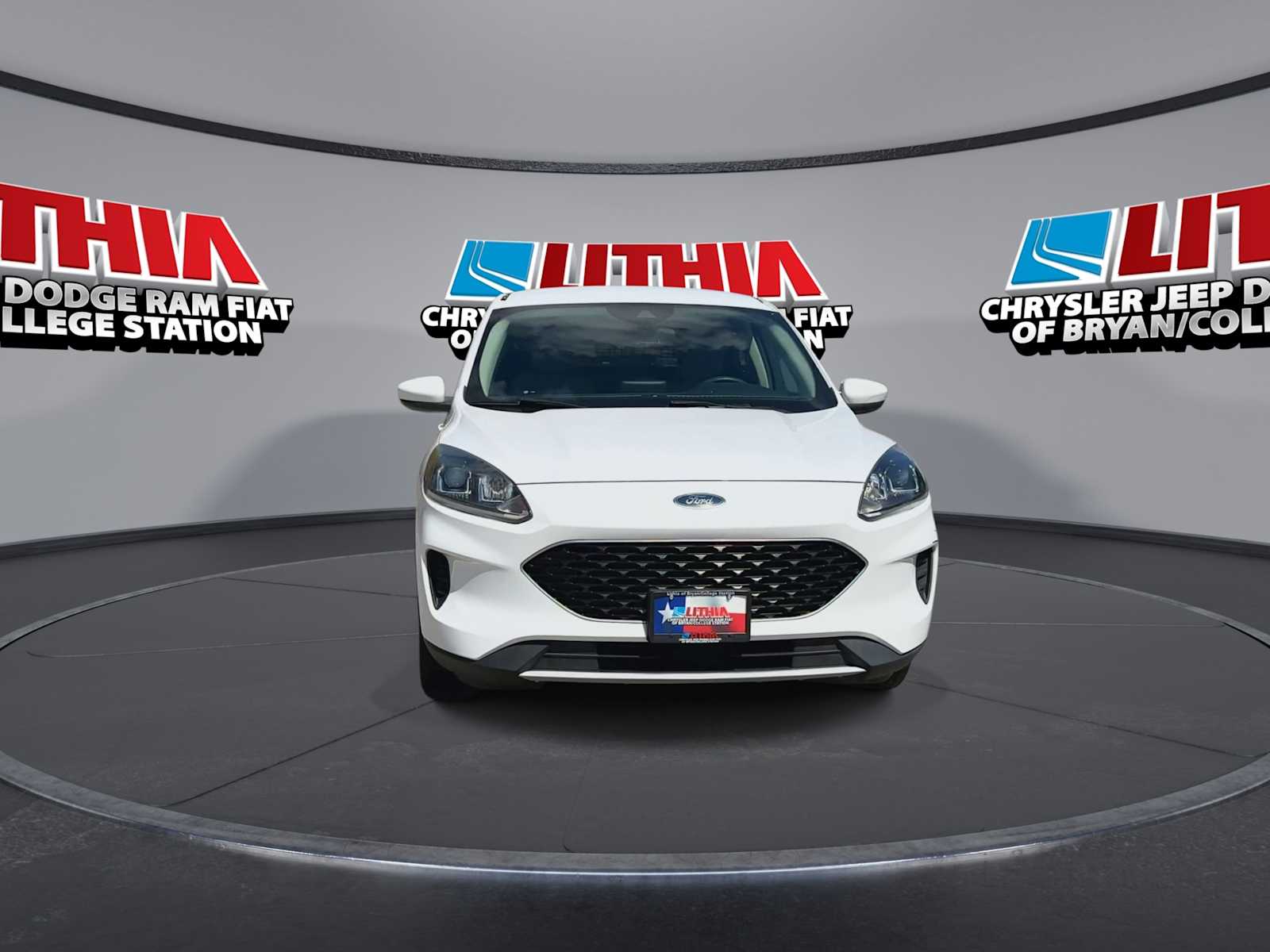 Thumbnail: 2020 Ford Escape - 3