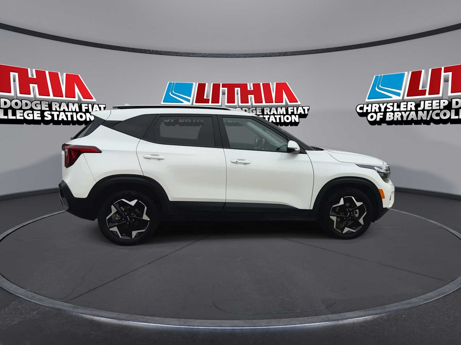 Thumbnail: 2025 Kia Seltos - 9