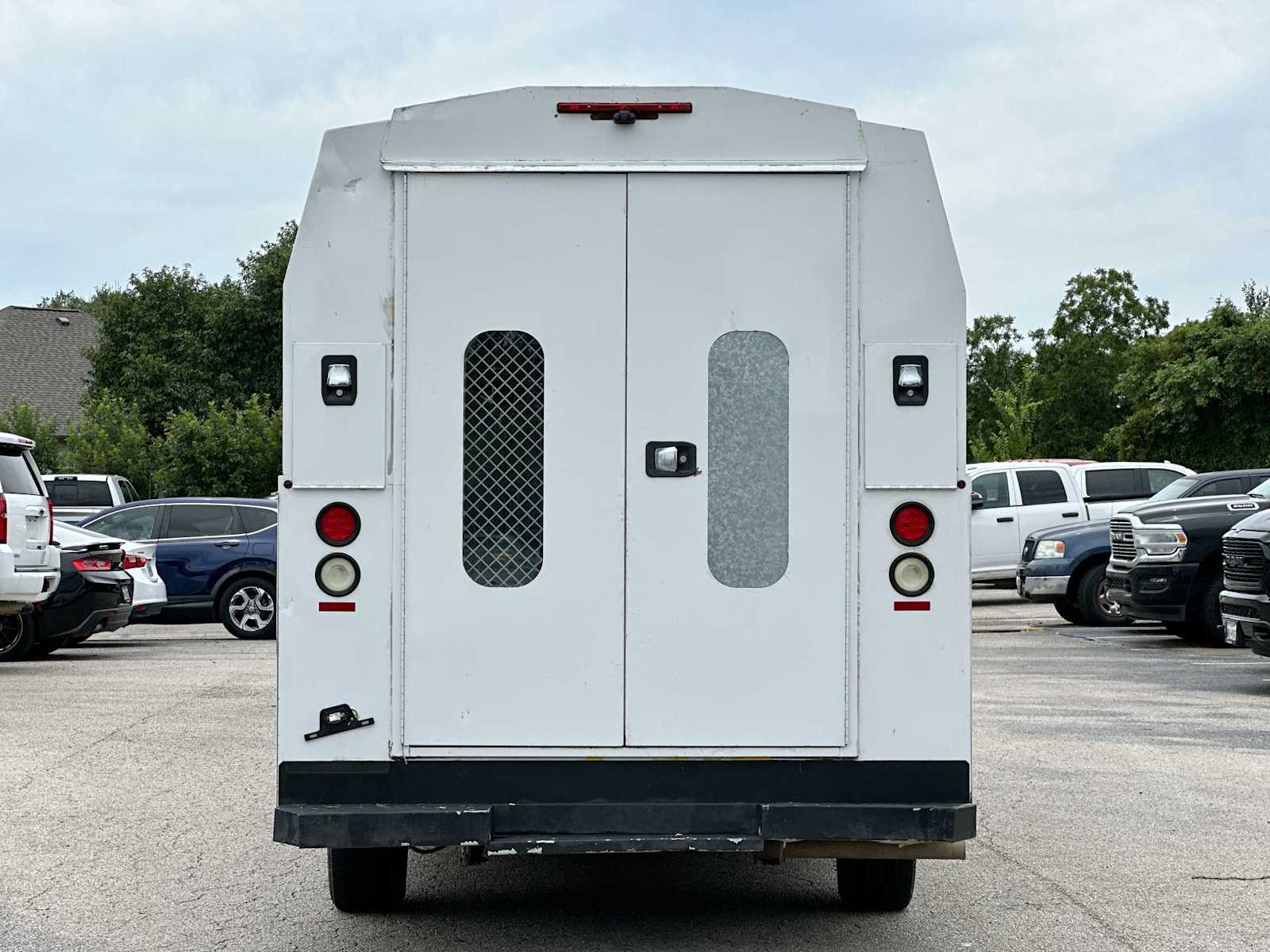 Thumbnail: 2016 Ford Transit Series - 14
