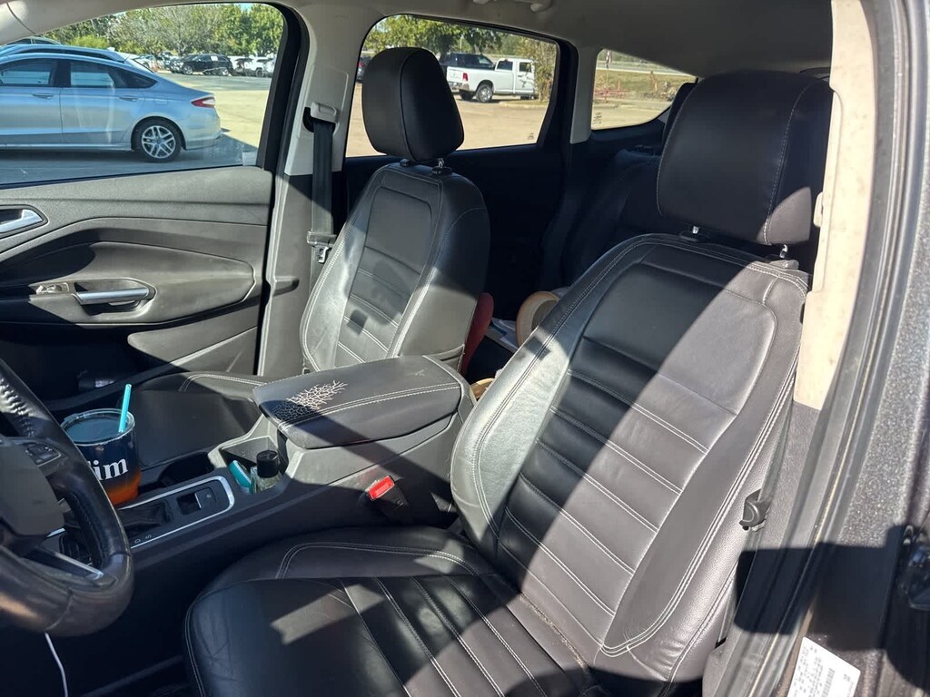 Used 2017 Ford Escape SE SUV