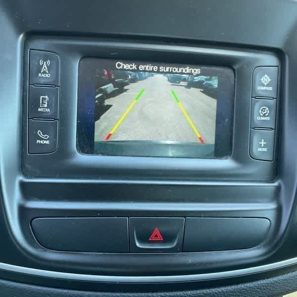 Thumbnail: 2015 Chrysler 200 - 10