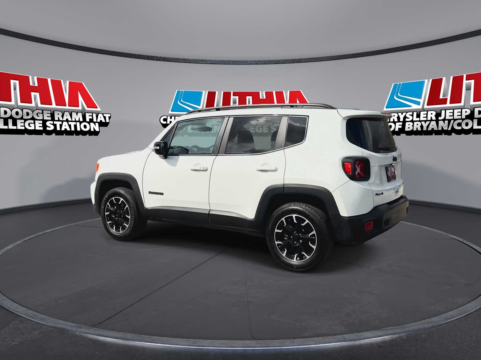 Thumbnail: 2023 Jeep Renegade - 6