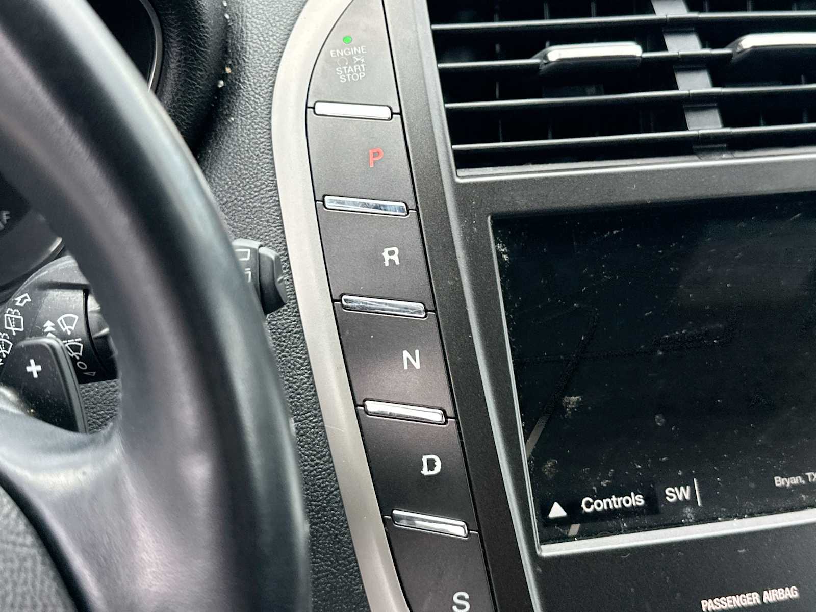 Thumbnail: 2019 Lincoln MKC - 21