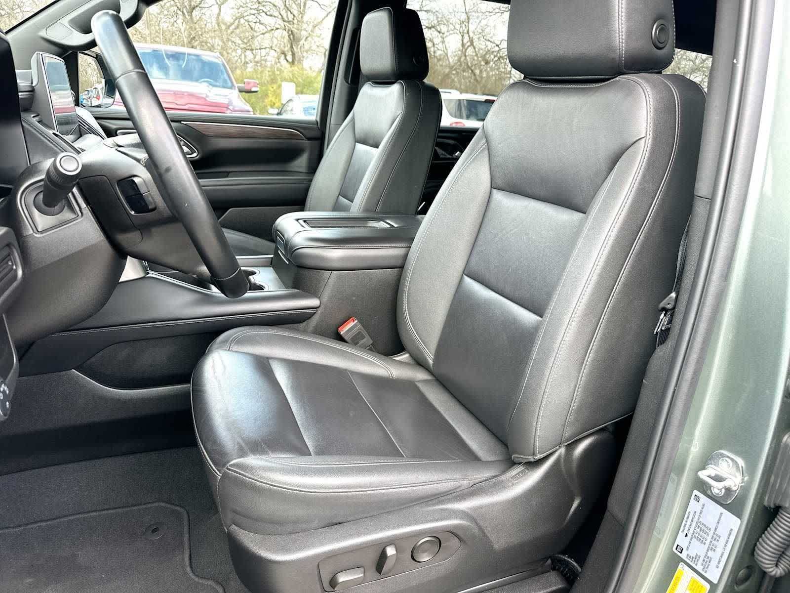 Thumbnail: 2024 Chevrolet Tahoe - 17