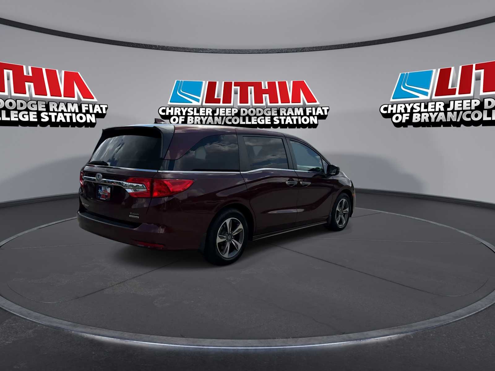 Thumbnail: 2018 Honda Odyssey - 8