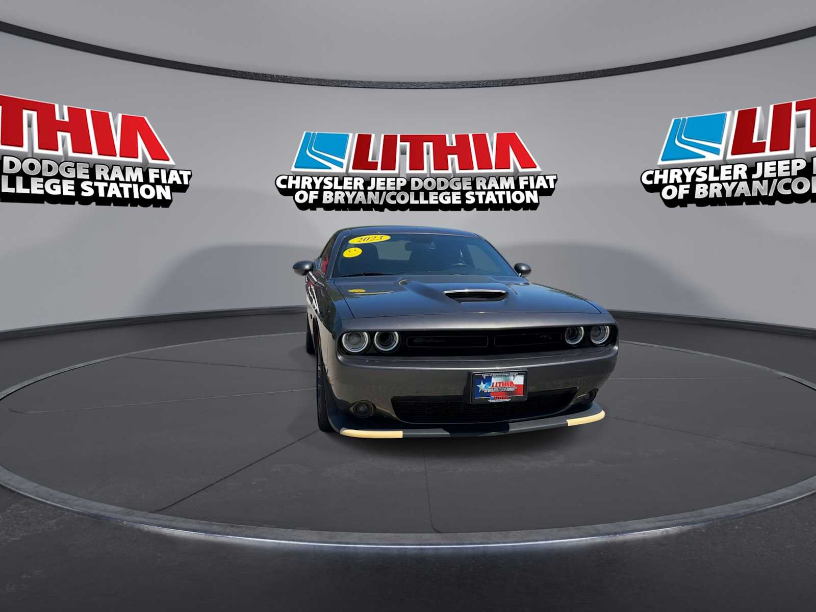 Thumbnail: 2023 Dodge Challenger - 2