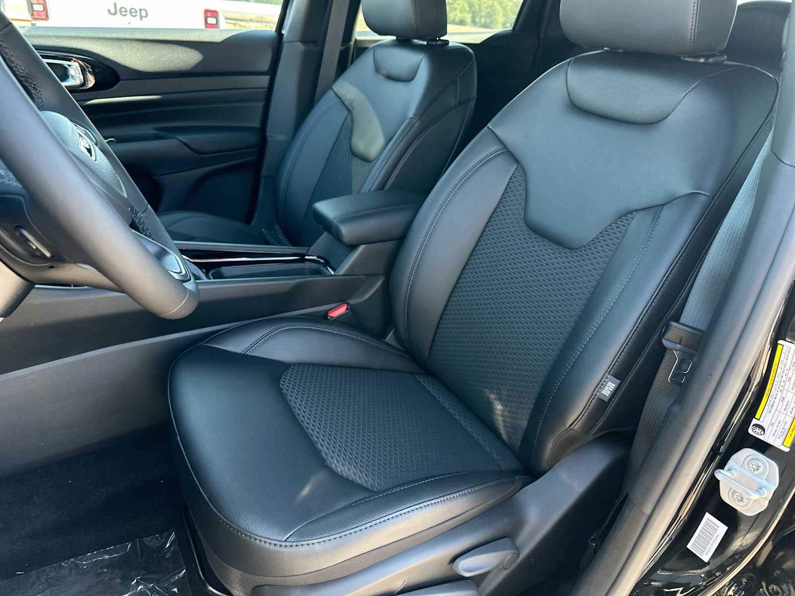 Thumbnail: 2026 Jeep Compass - 17