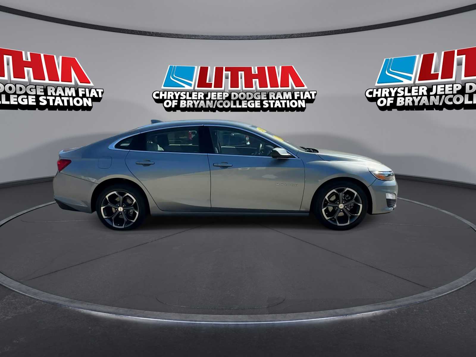 Thumbnail: 2024 Chevrolet Malibu - 9