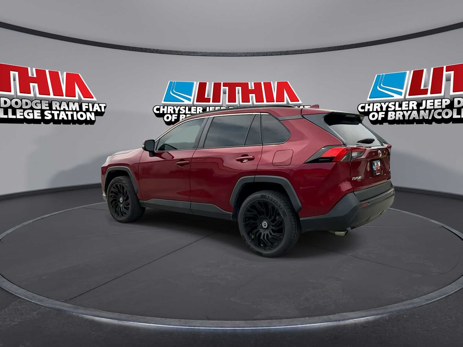 Thumbnail: 2020 Toyota RAV4 - 6