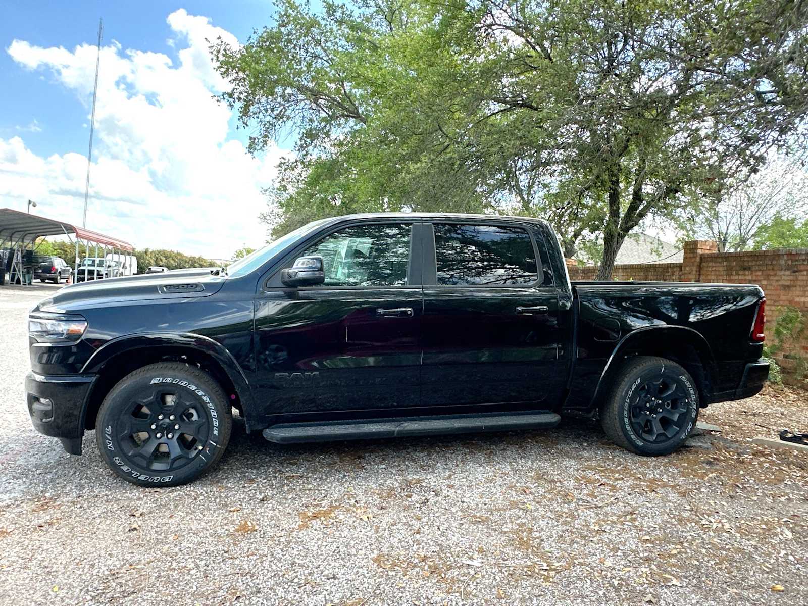 Thumbnail: 2026 RAM 1500 - 6