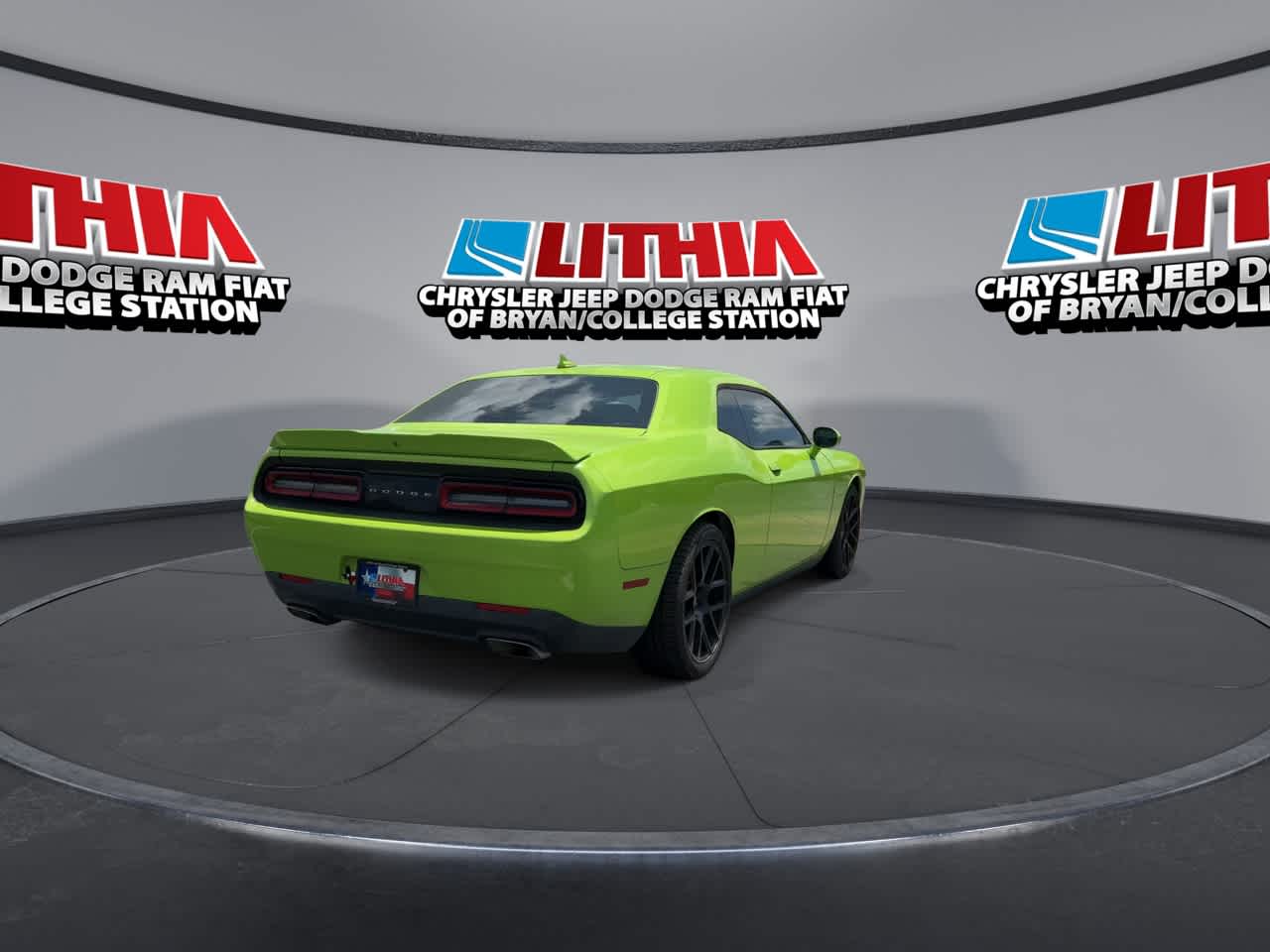 Thumbnail: 2015 Dodge Challenger - 7