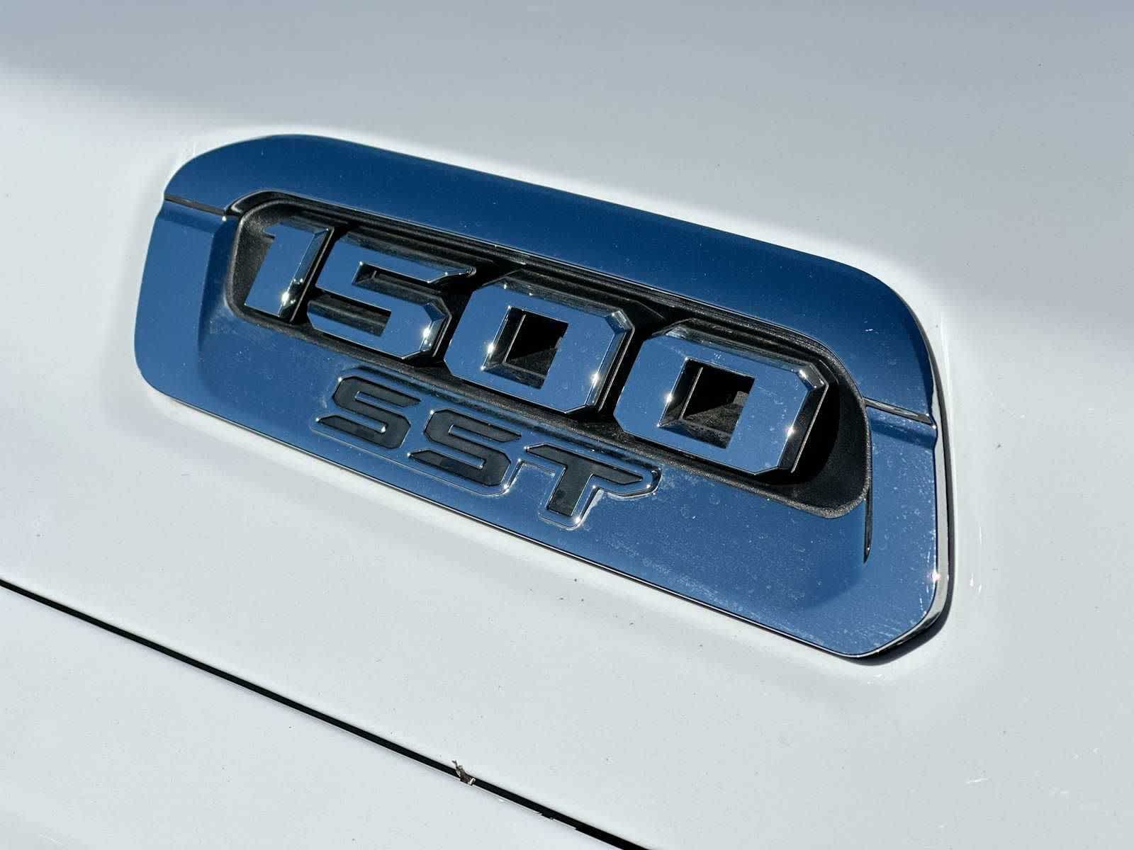 Thumbnail: 2025 RAM 1500 - 15