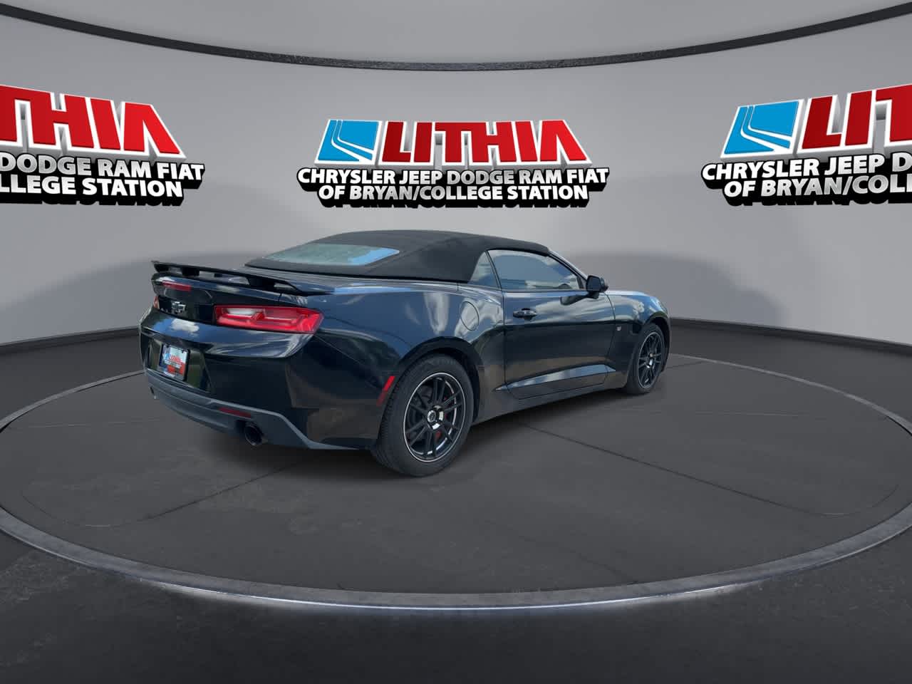 Thumbnail: 2017 Chevrolet Camaro - 8