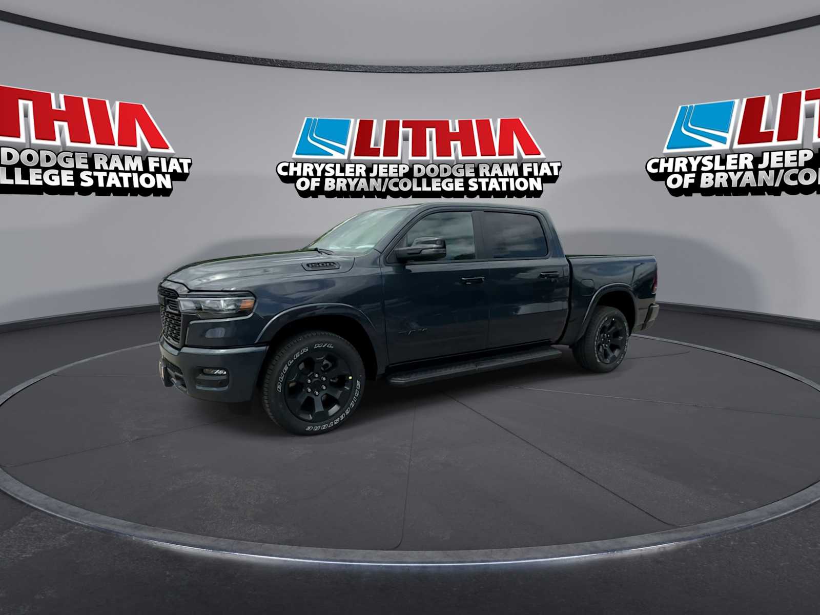 Thumbnail: 2026 RAM 1500 - 4