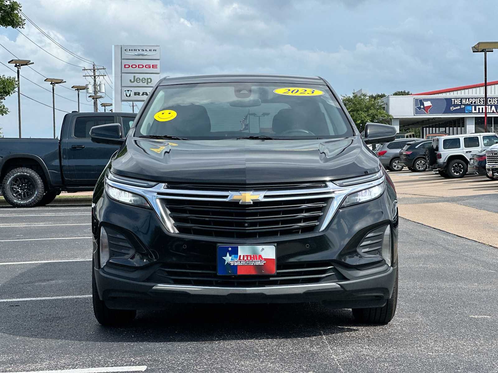 Thumbnail: 2023 Chevrolet Equinox - 10