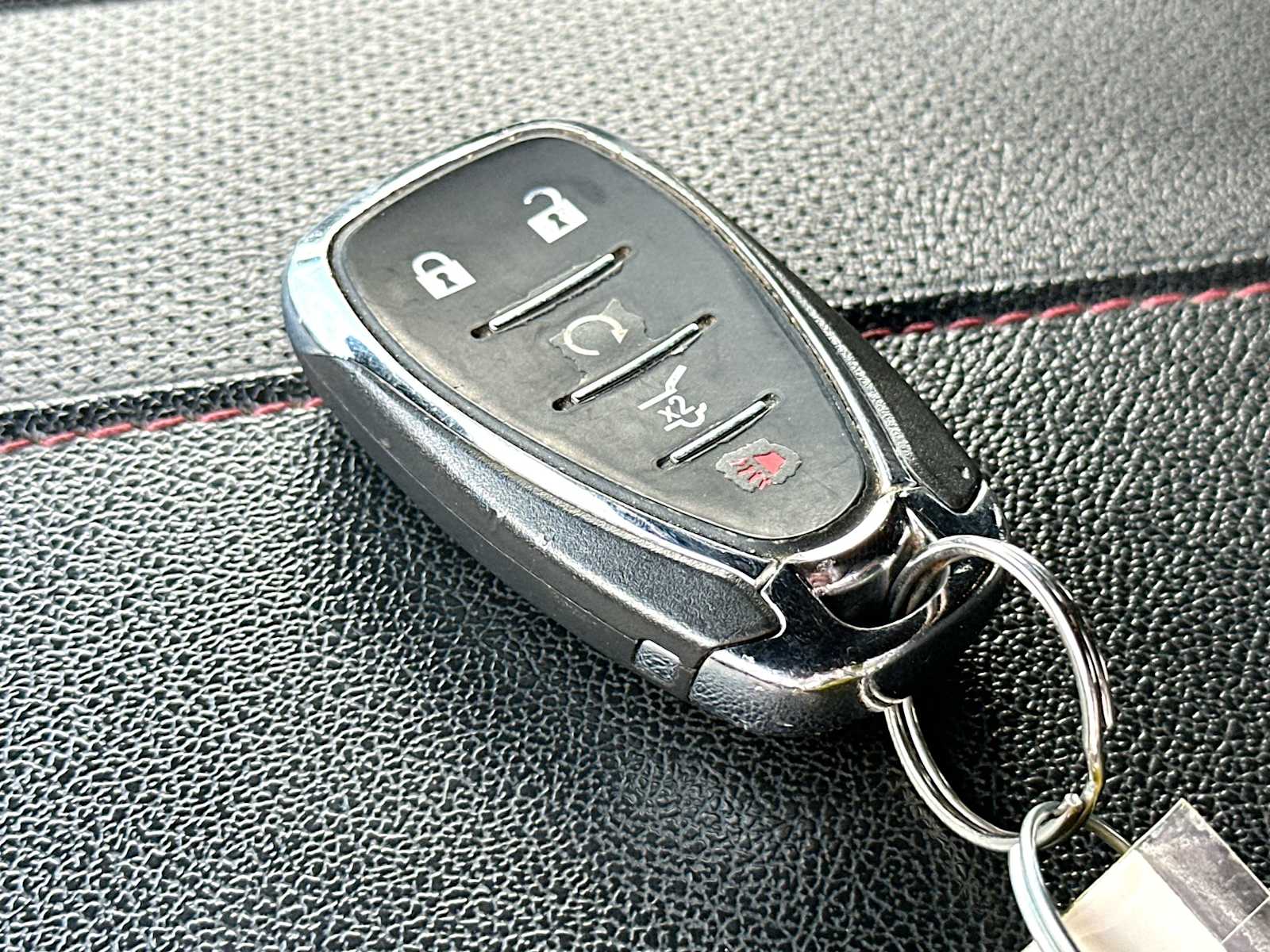 Thumbnail: 2023 Chevrolet Traverse - 29