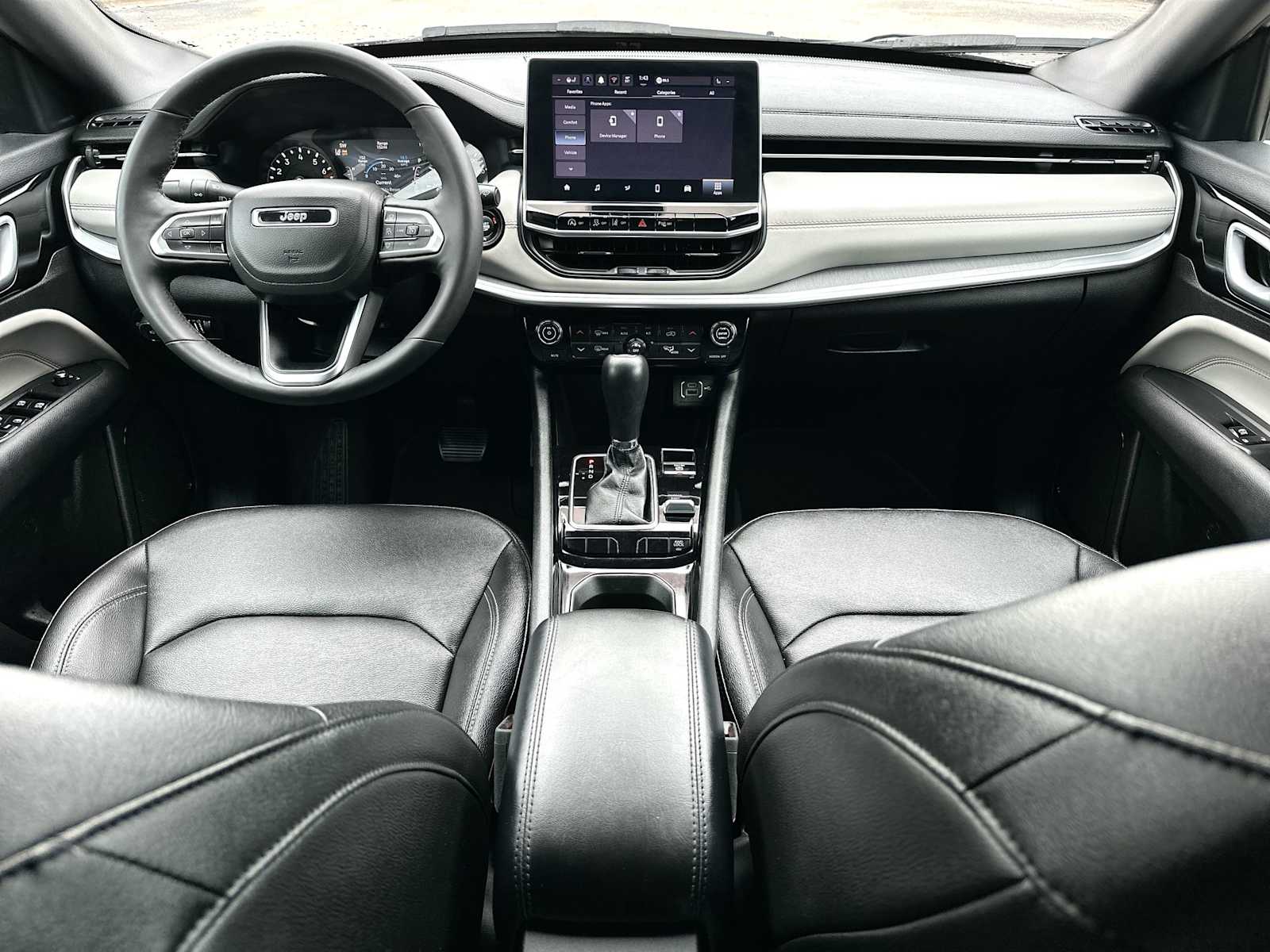 Thumbnail: 2025 Jeep Compass - 25