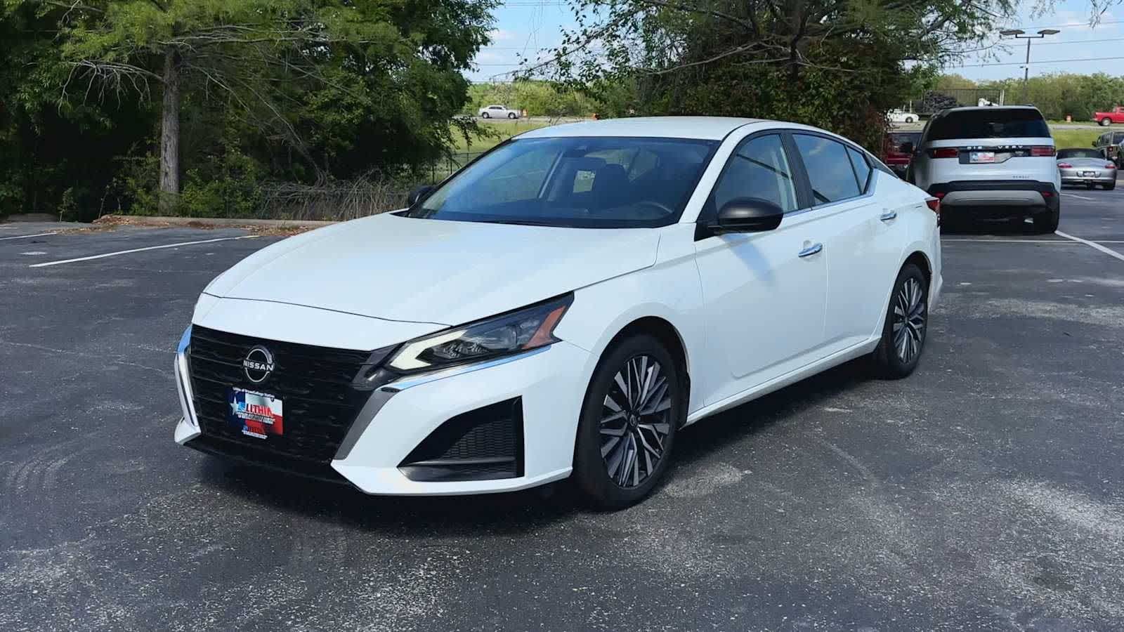 Thumbnail: 2025 Nissan Altima - 4