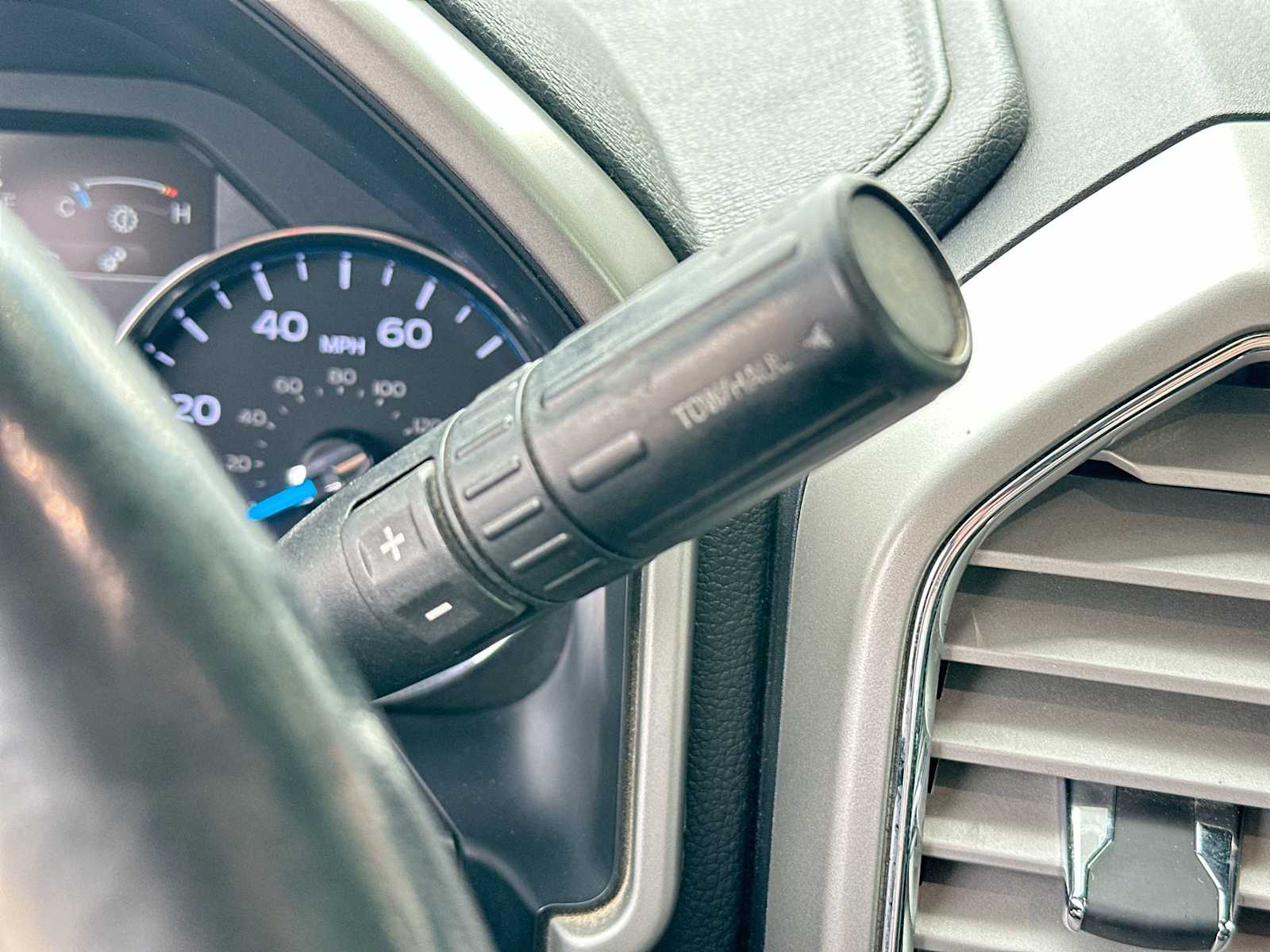 Thumbnail: 2017 Ford F-350 - 21