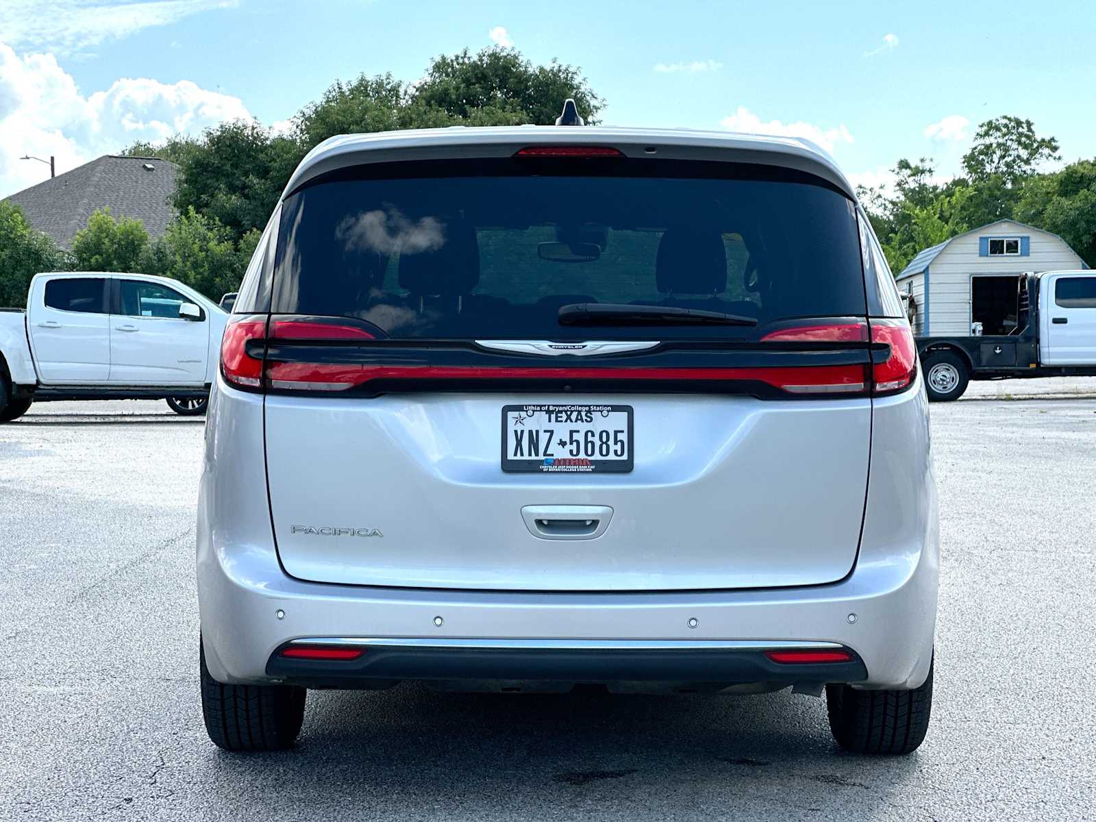Thumbnail: 2023 Chrysler Pacifica - 14