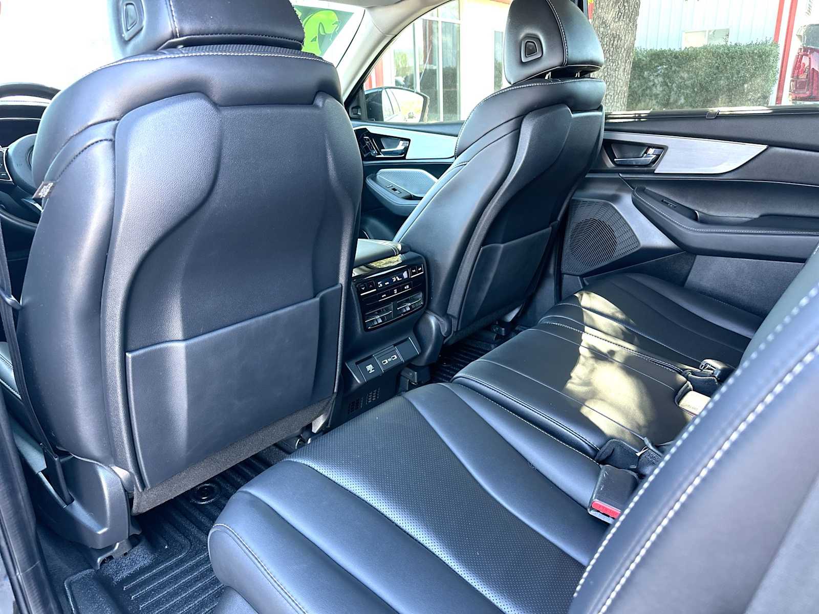 Thumbnail: 2023 Acura MDX - 24