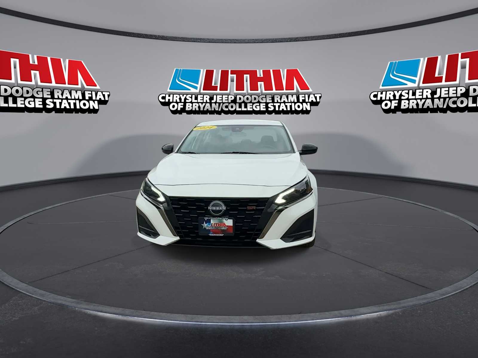 Thumbnail: 2024 Nissan Altima - 3