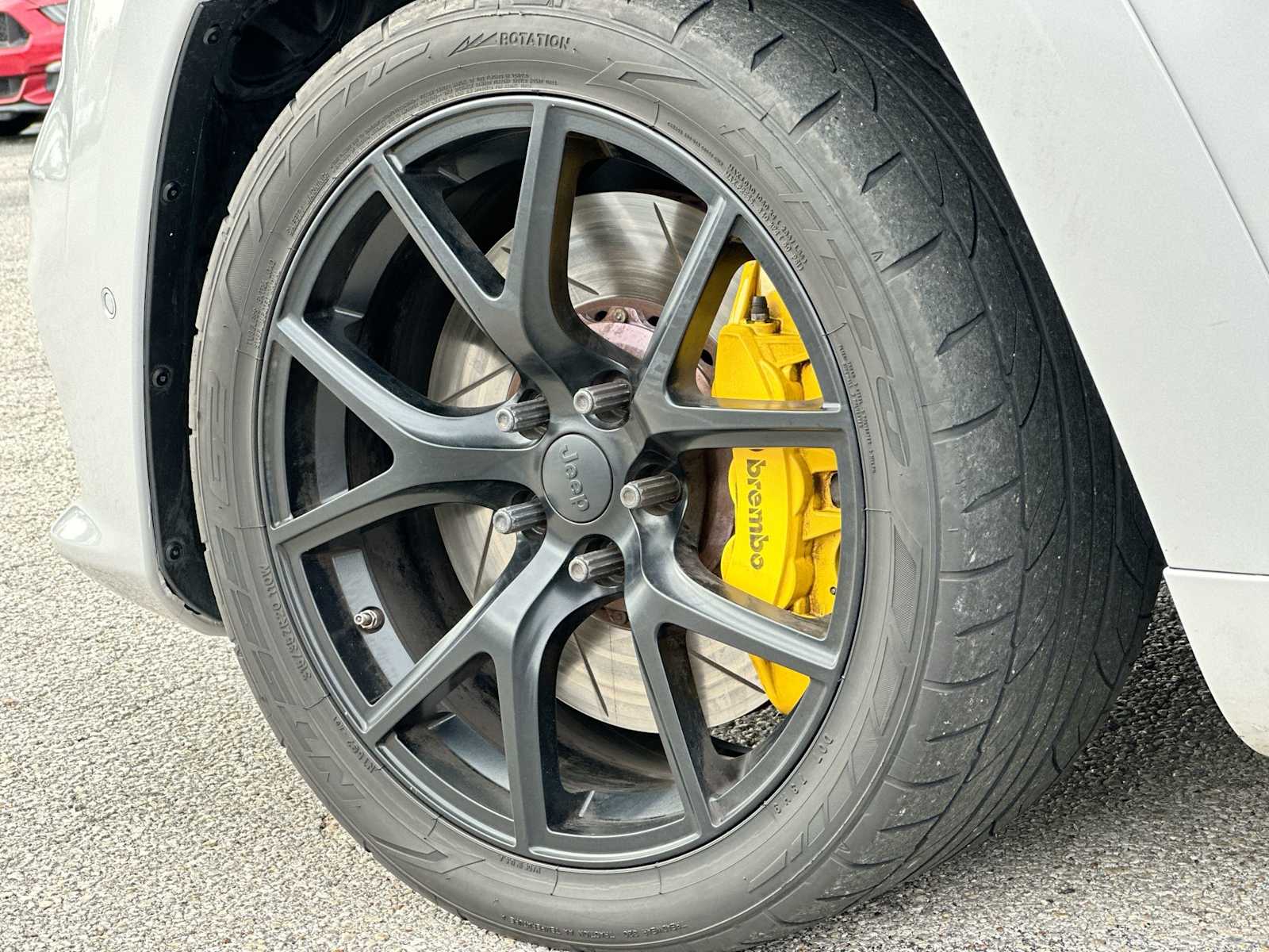 Thumbnail: 2018 Jeep Grand Cherokee - 11