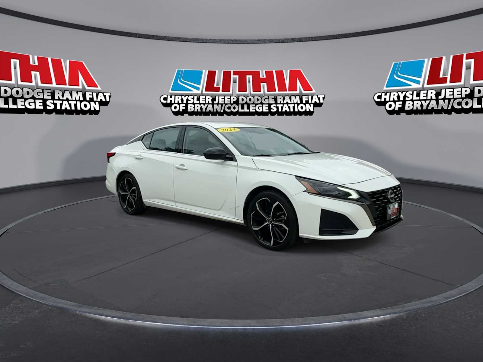 Thumbnail: 2024 Nissan Altima - 2