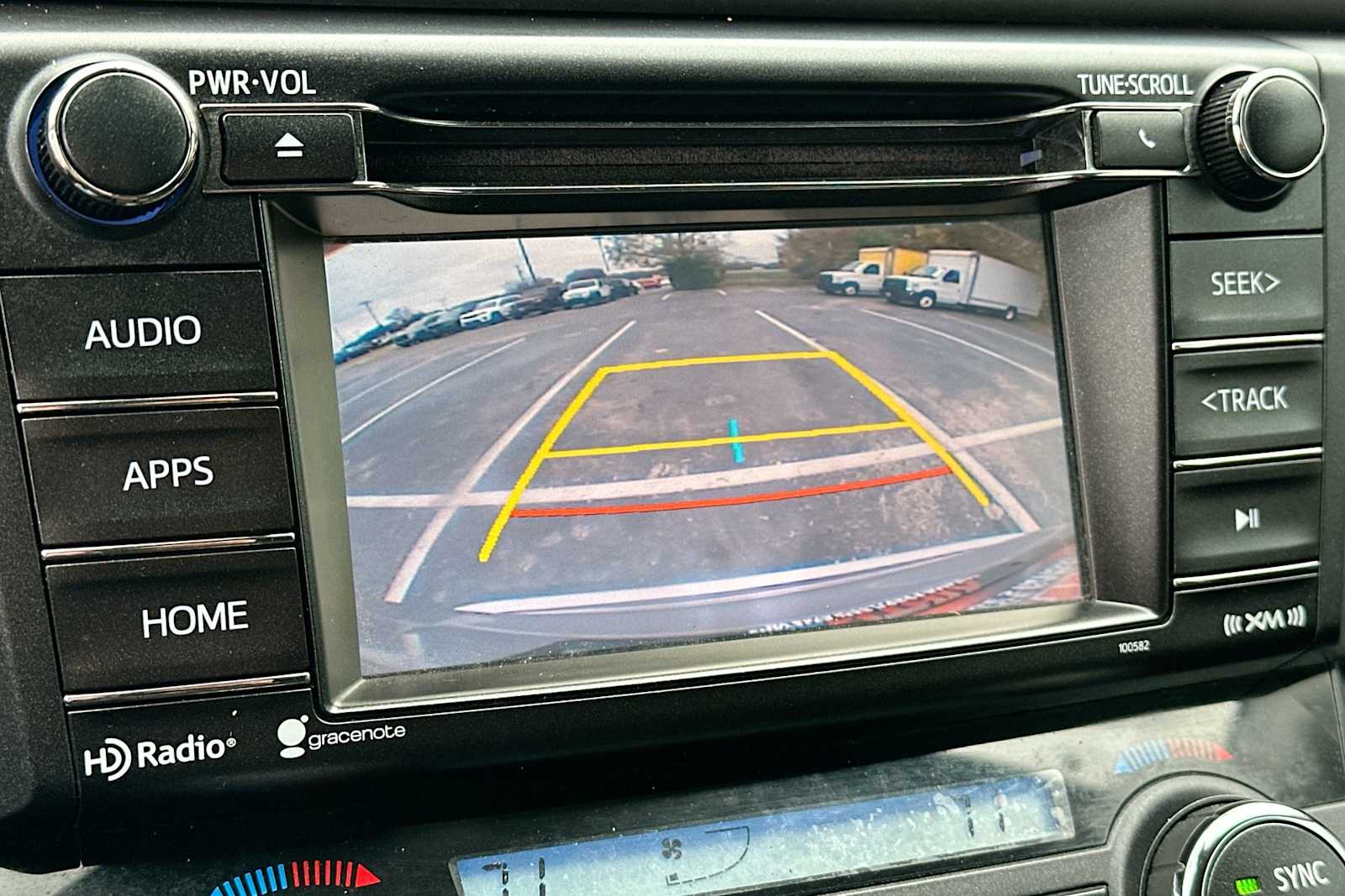 Thumbnail: 2018 Toyota RAV4 - 20