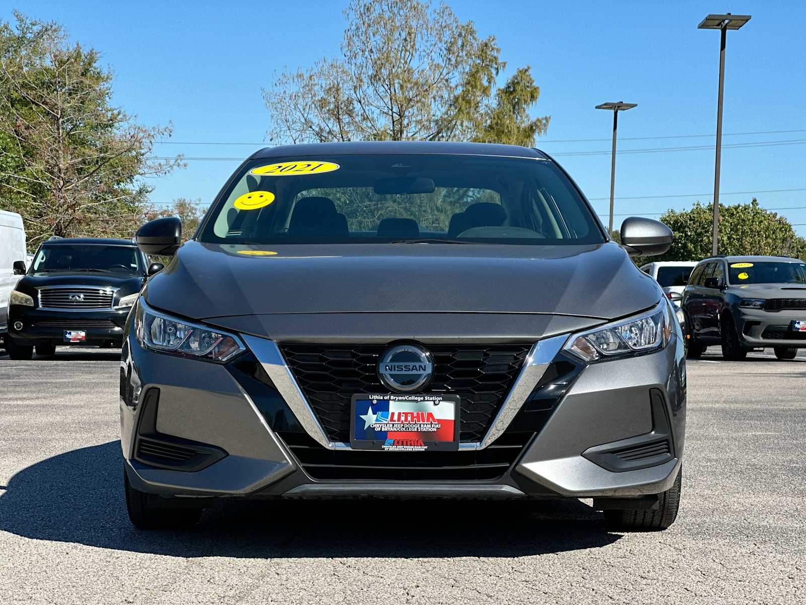 Thumbnail: 2021 Nissan Sentra - 10