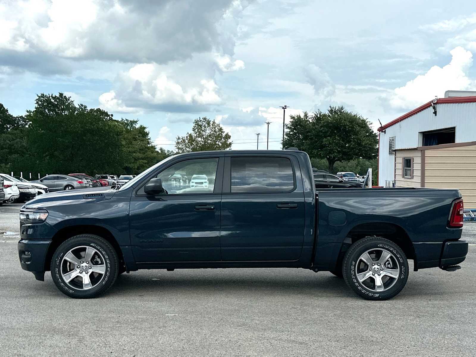 Thumbnail: 2026 RAM 1500 - 12