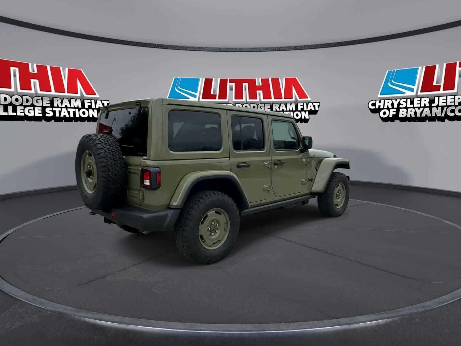 Thumbnail: 2026 Jeep Wrangler - 8