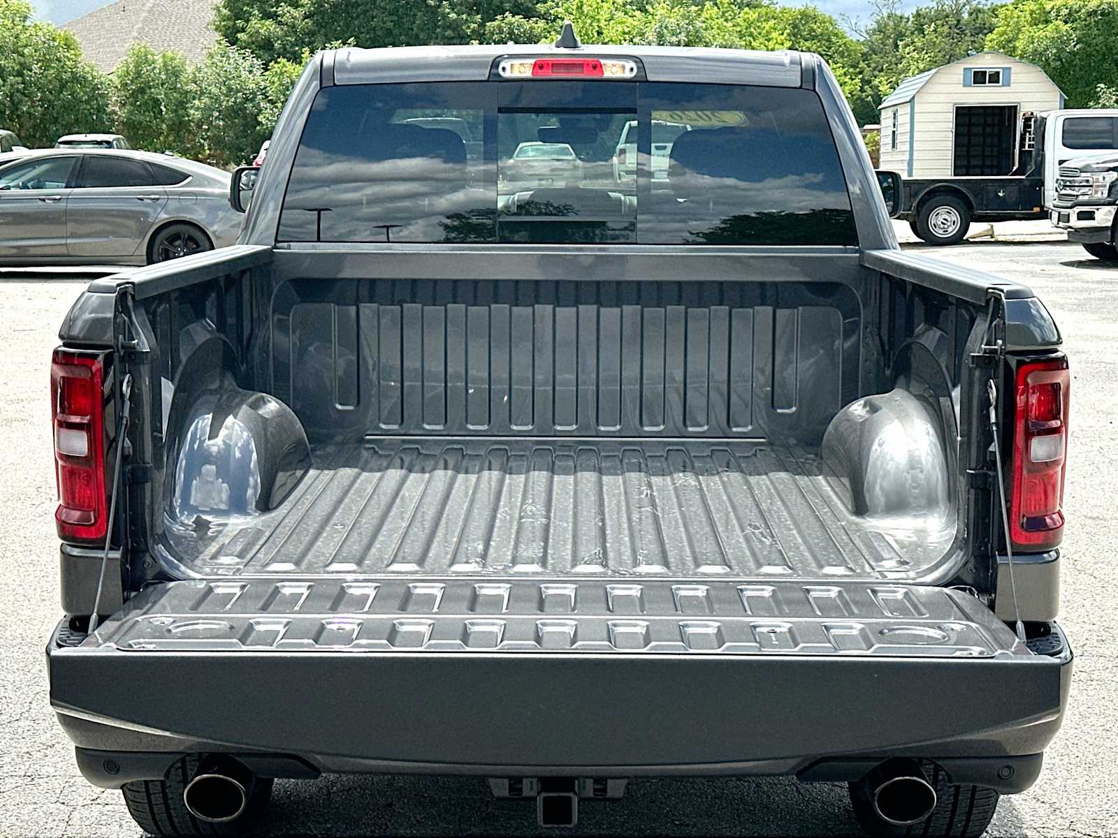 Thumbnail: 2026 RAM 1500 - 28