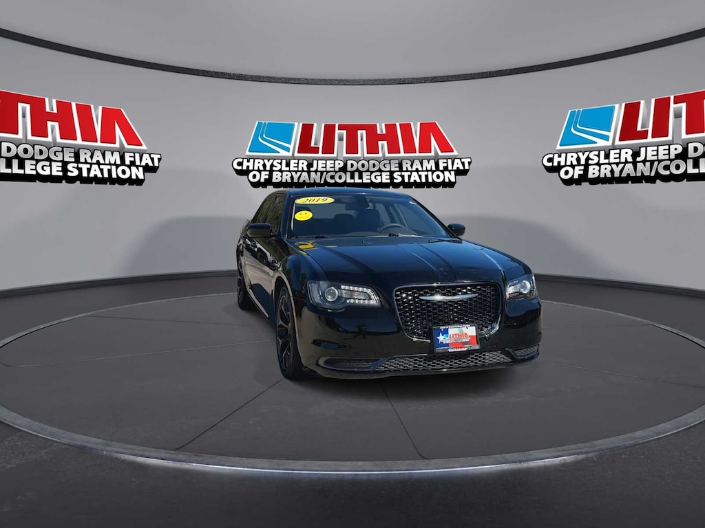 Used 2019 Chrysler 300 Touring Sedan