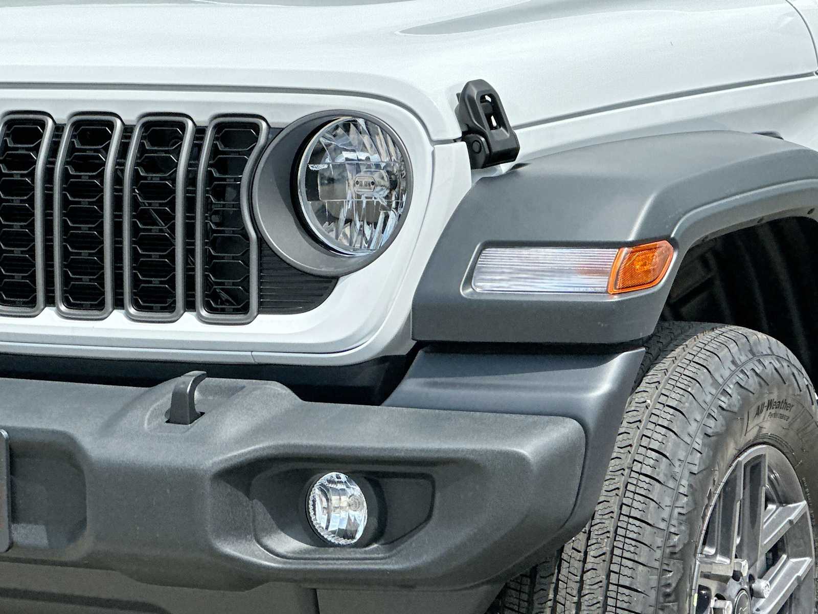 Thumbnail: 2025 Jeep Wrangler - 16