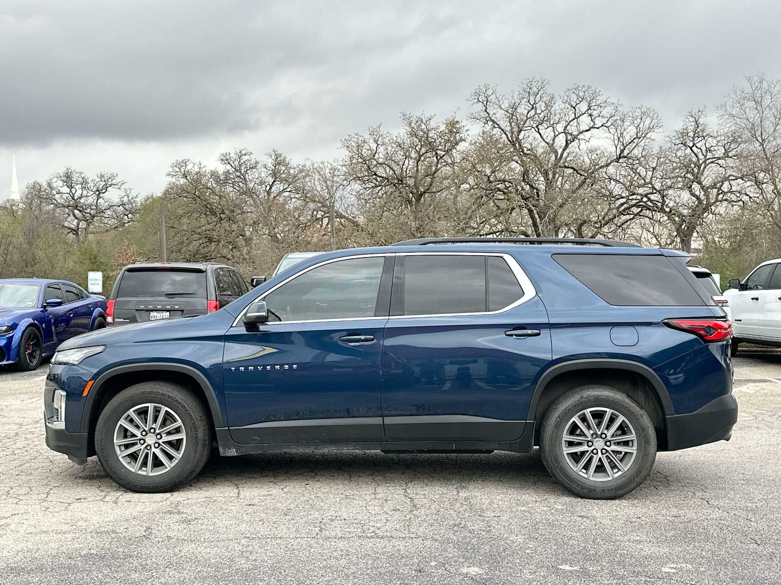 Thumbnail: 2022 Chevrolet Traverse - 12