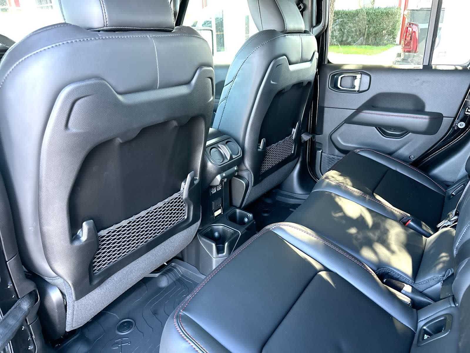 Thumbnail: 2026 Jeep Gladiator - 24