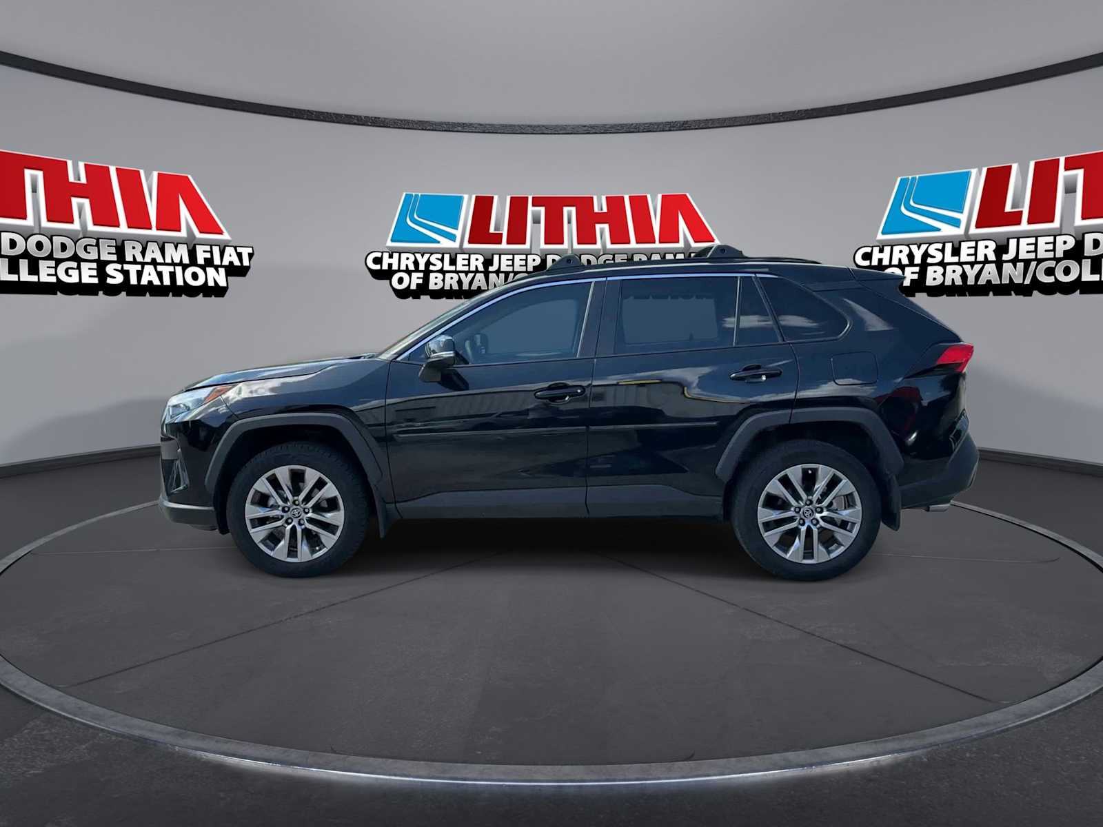 Thumbnail: 2023 Toyota RAV4 - 5