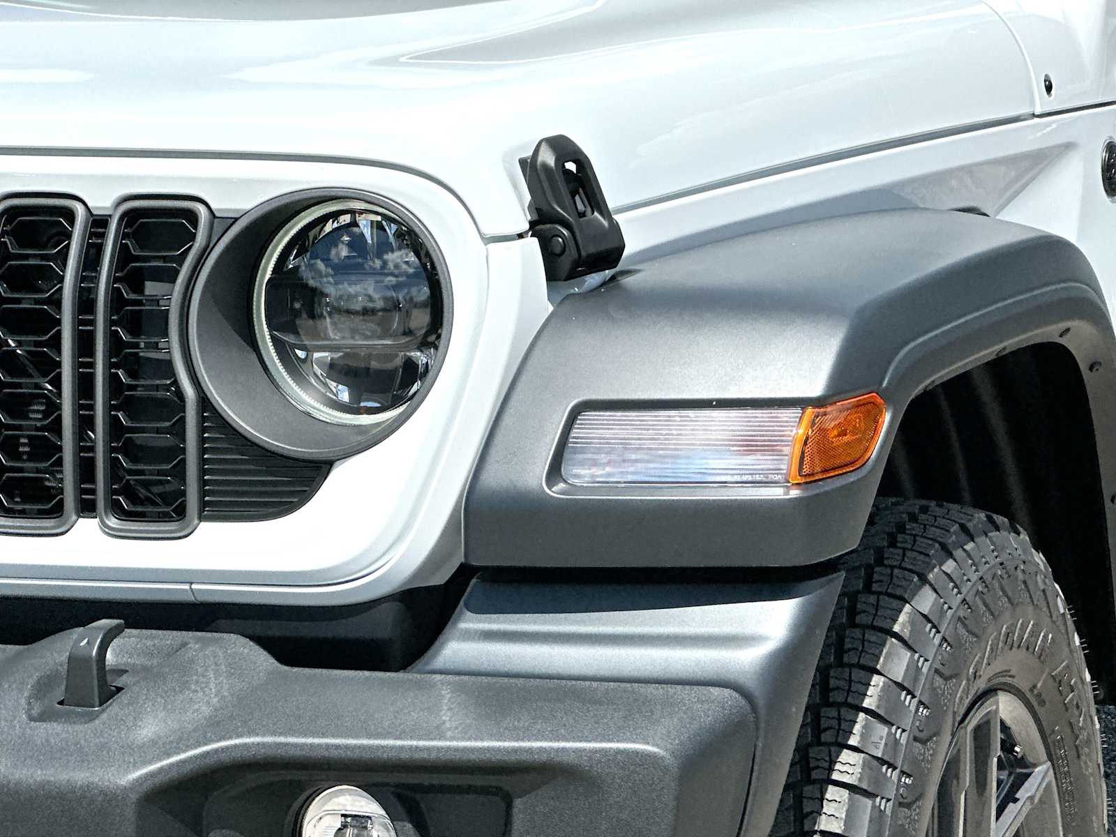 Thumbnail: 2026 Jeep Wrangler - 16