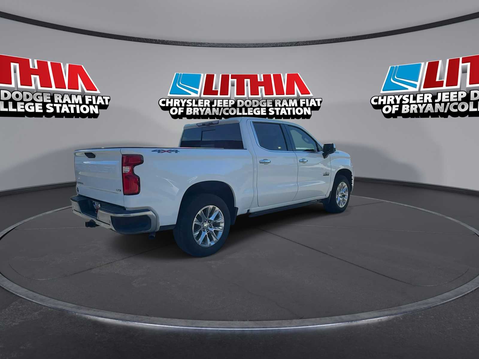 Thumbnail: 2021 Chevrolet Silverado 1500 - 8