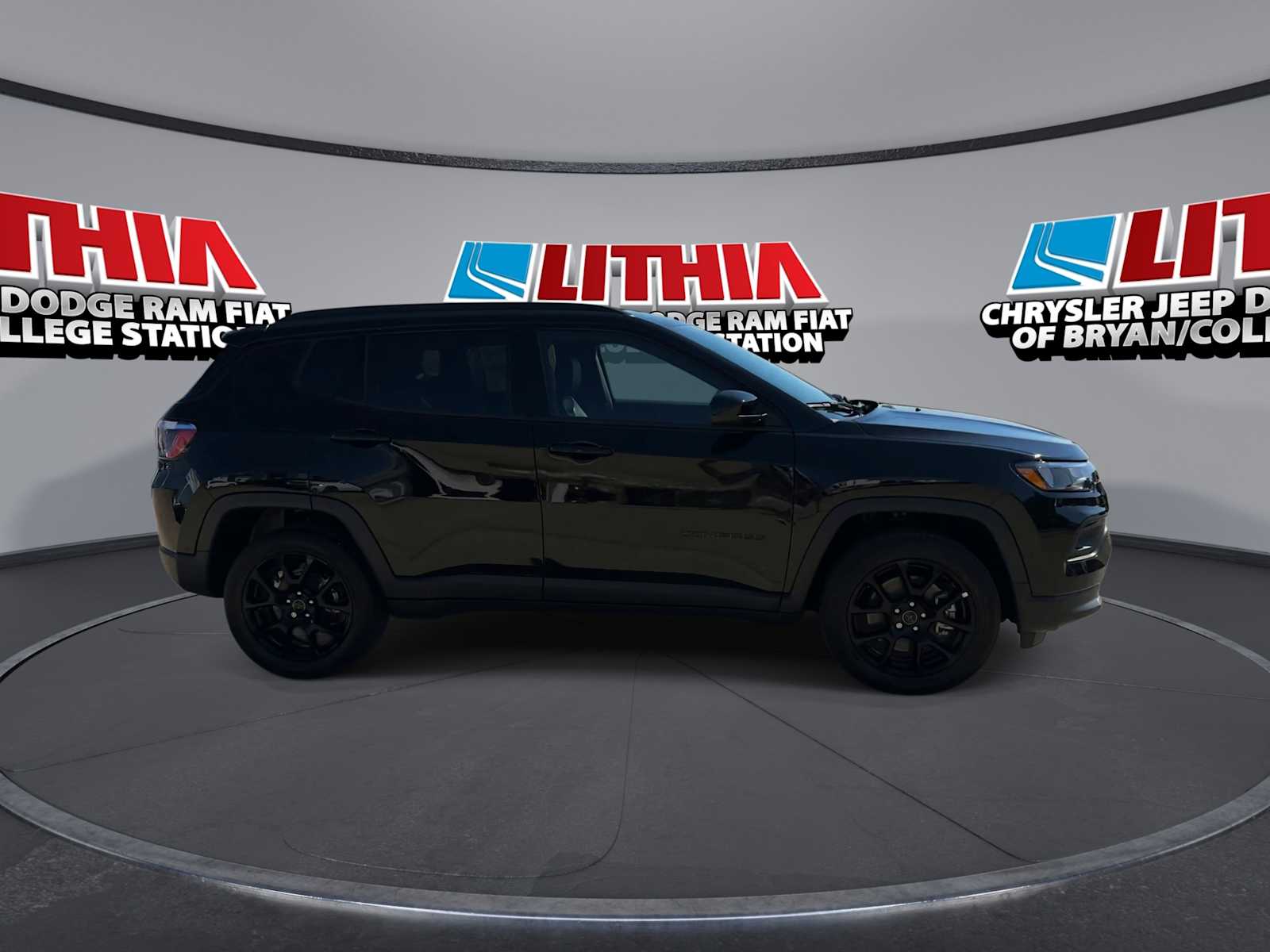 Thumbnail: 2026 Jeep Compass - 9