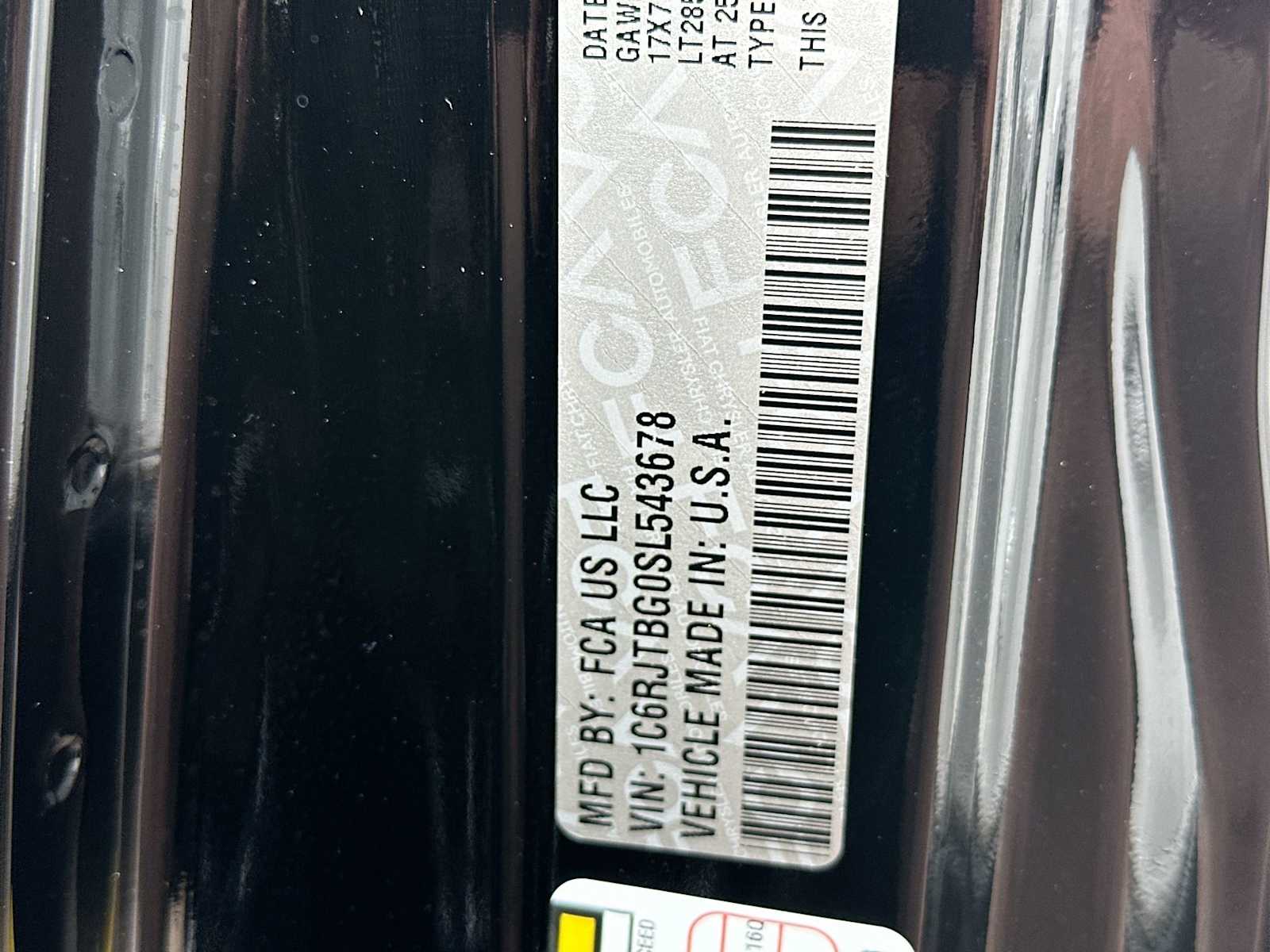 Thumbnail: 2025 Jeep Gladiator - 22