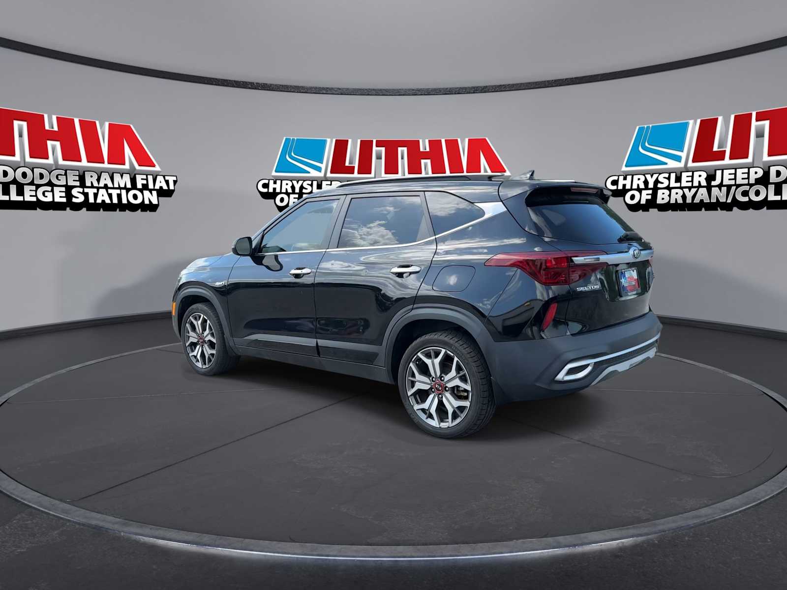 Thumbnail: 2021 Kia Seltos - 6