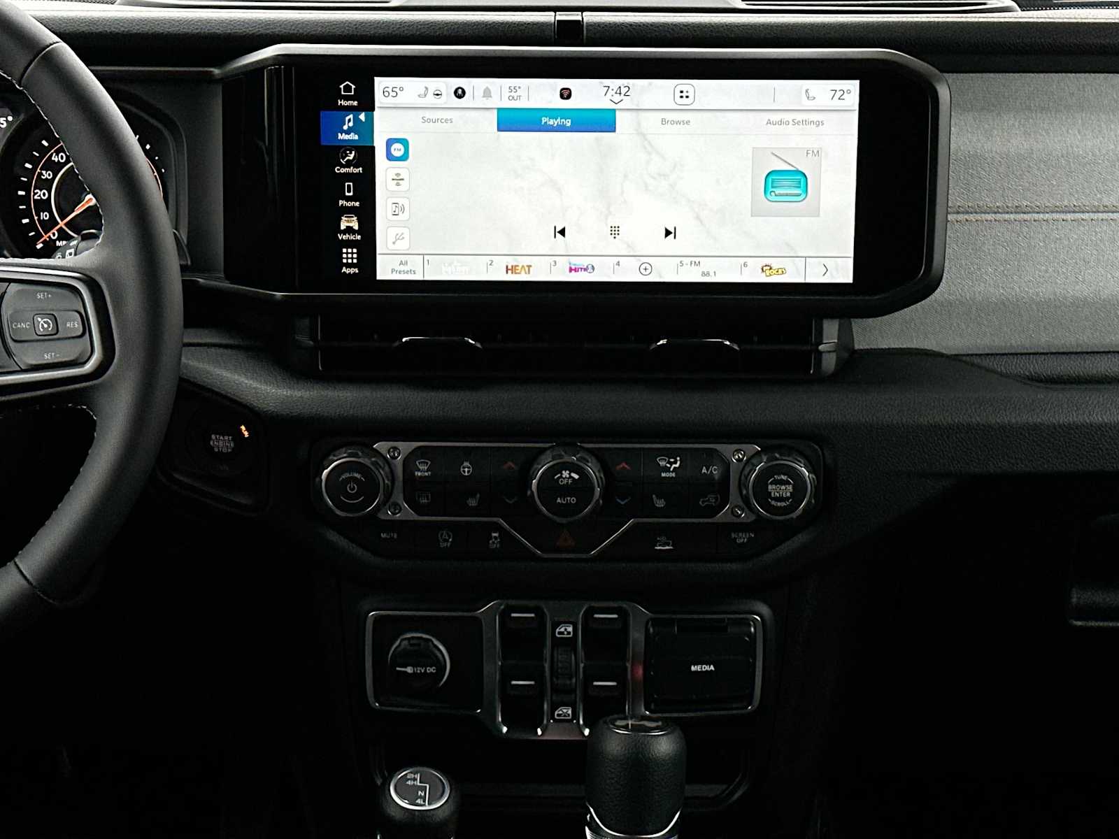 Thumbnail: 2026 Jeep Wrangler - 26