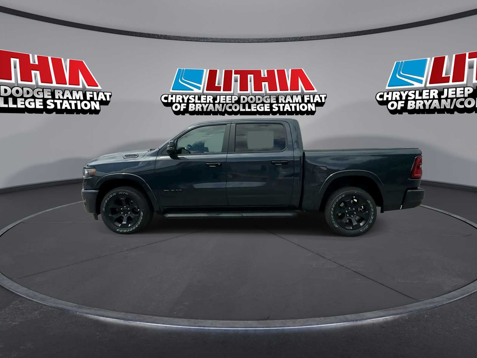 Thumbnail: 2026 RAM 1500 - 5