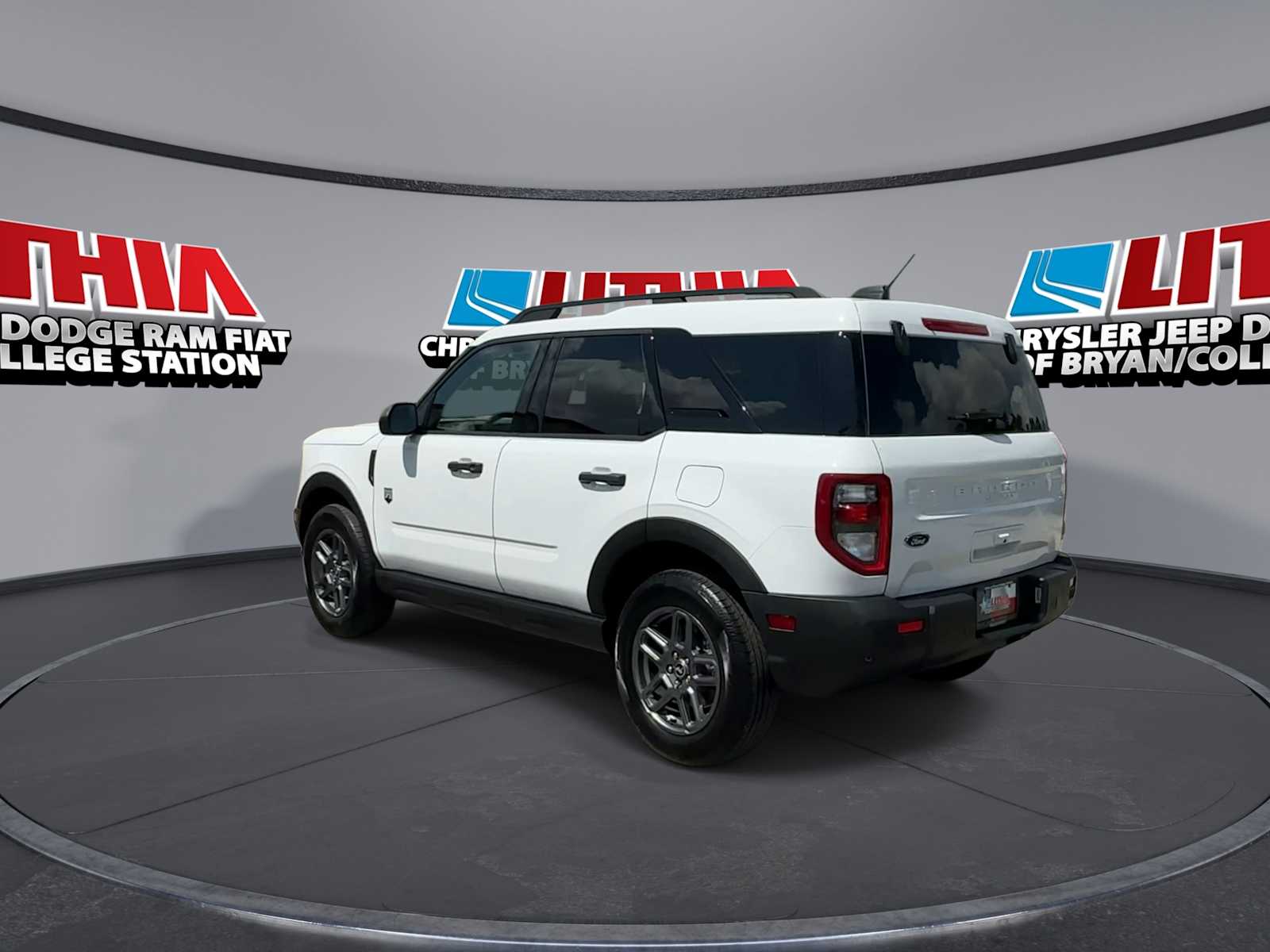 Thumbnail: 2025 Ford Bronco Sport - 6