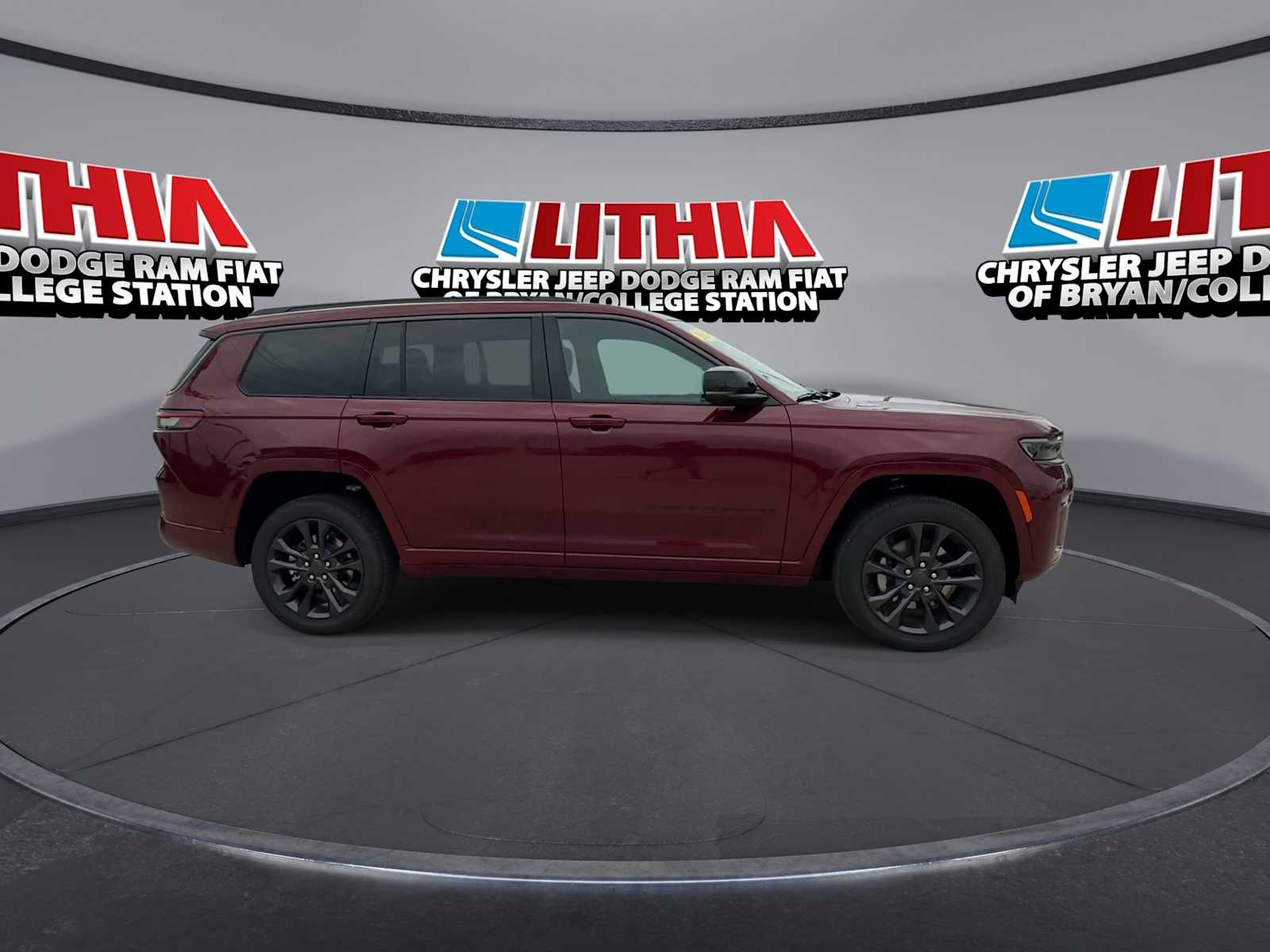 Thumbnail: 2026 Jeep Grand Cherokee - 9
