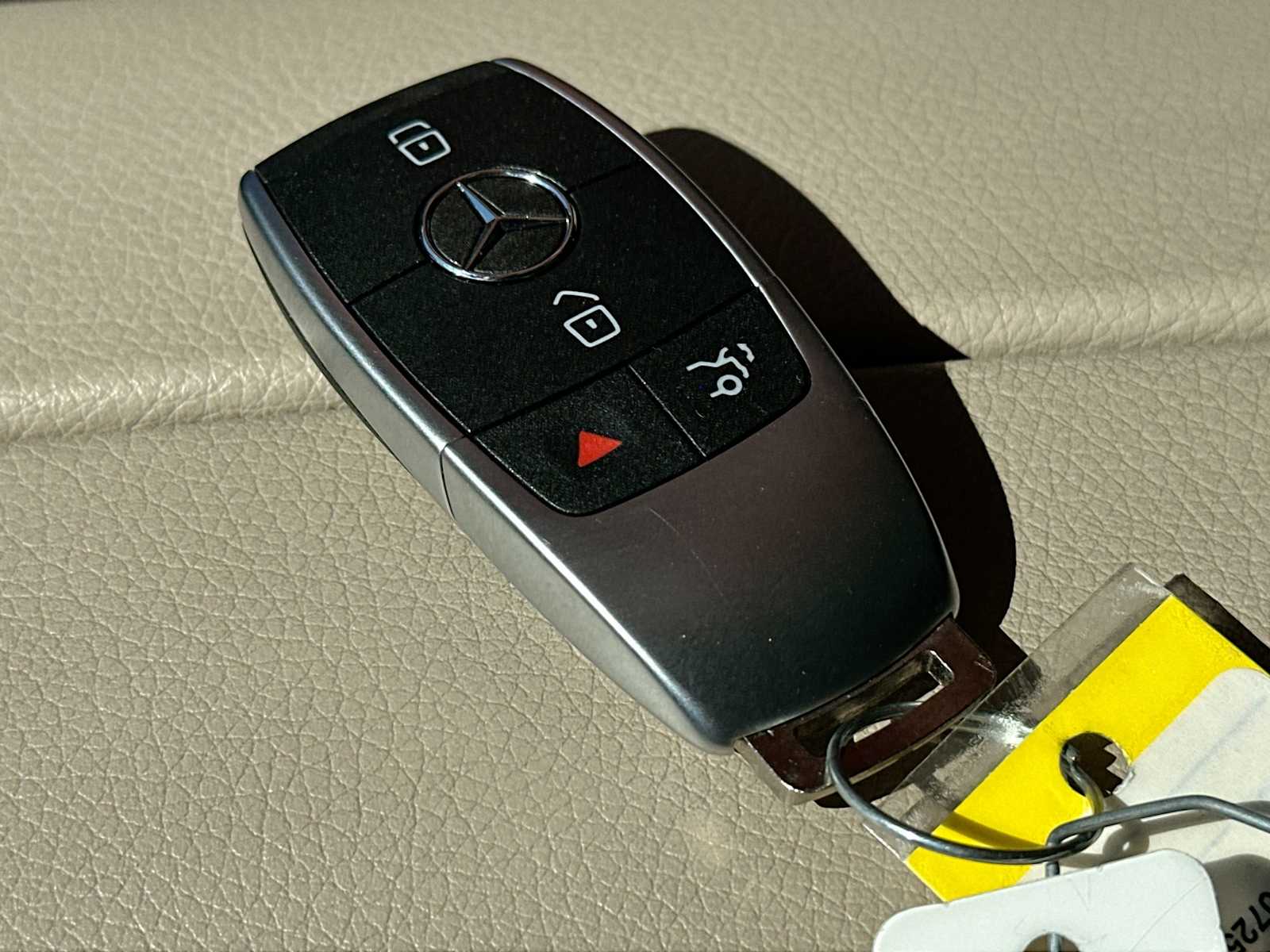 Thumbnail: 2020 Mercedes-Benz GLC - 29