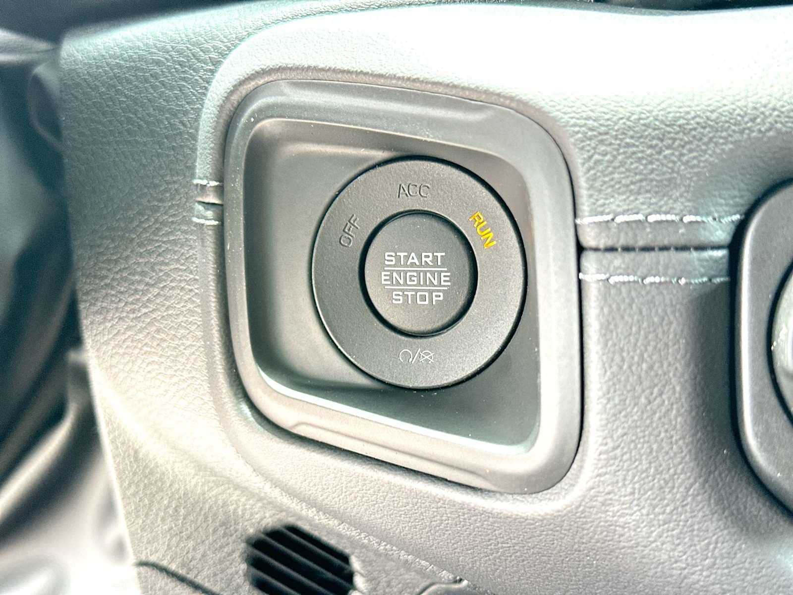 Thumbnail: 2026 Jeep Wrangler - 28