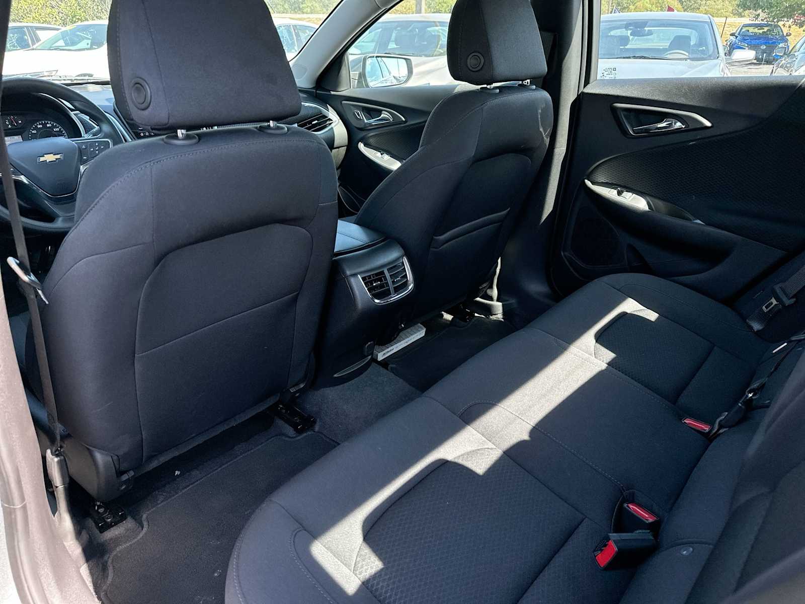 Thumbnail: 2025 Chevrolet Malibu - 24